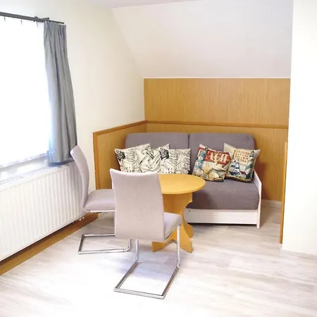 Hotel Zum Walfisch 2*